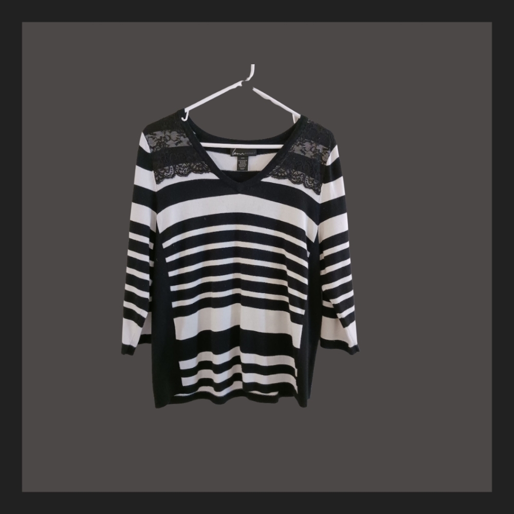 LANE BRYANT sweater 14/16